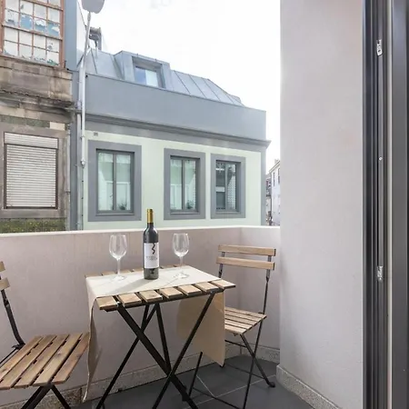 Sweet Flat 4two In Center, Balcony & Air Conditioning 波尔图